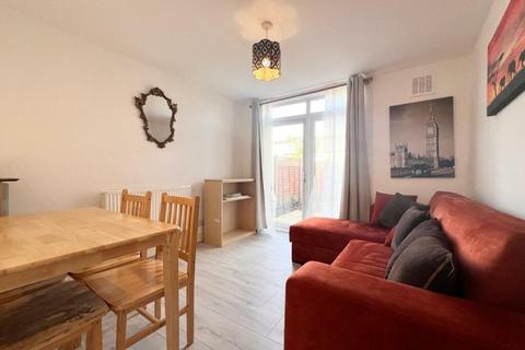 2 bedroom apartment to rent, Albany Road, Camberwell, London, SE5