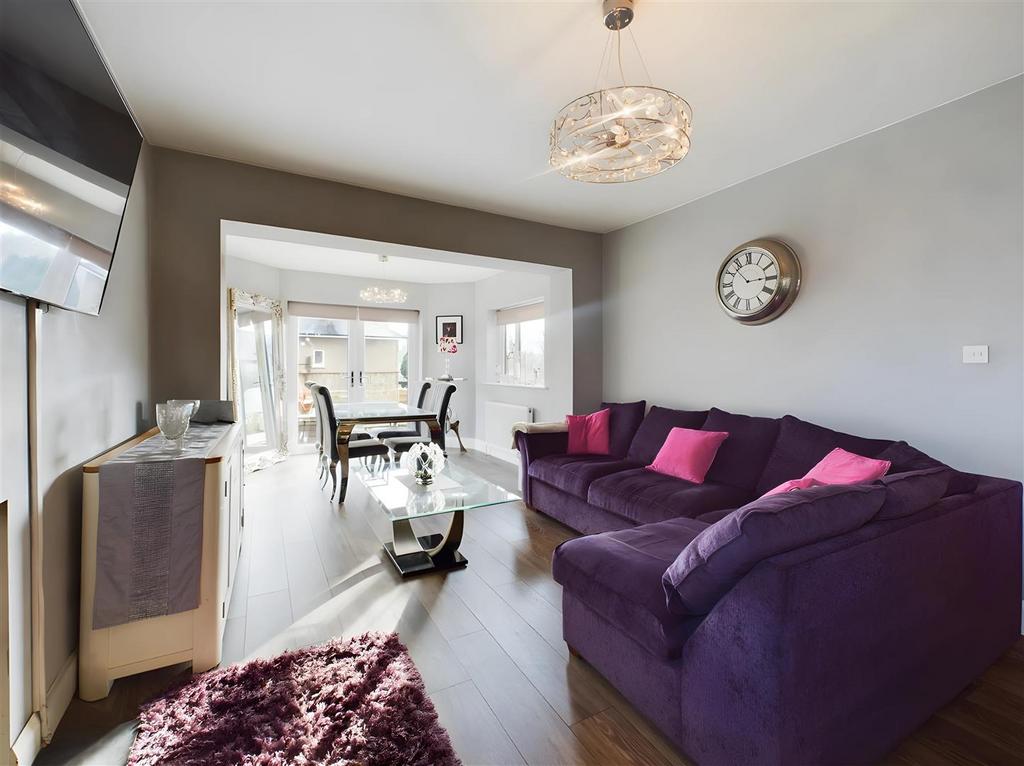 Living/Dining Room