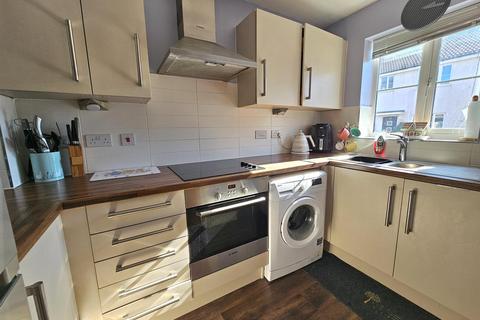47 Acorn Way, Hardwicke, Gloucester, GL2 4AY