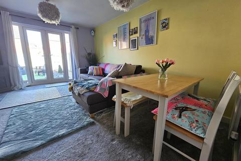 47 Acorn Way, Hardwicke, Gloucester, GL2 4AY