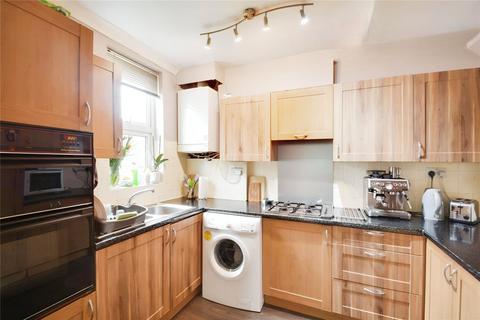 3 bedroom semi-detached house to rent, Maswell Park Crescent, Hounslow, TW3