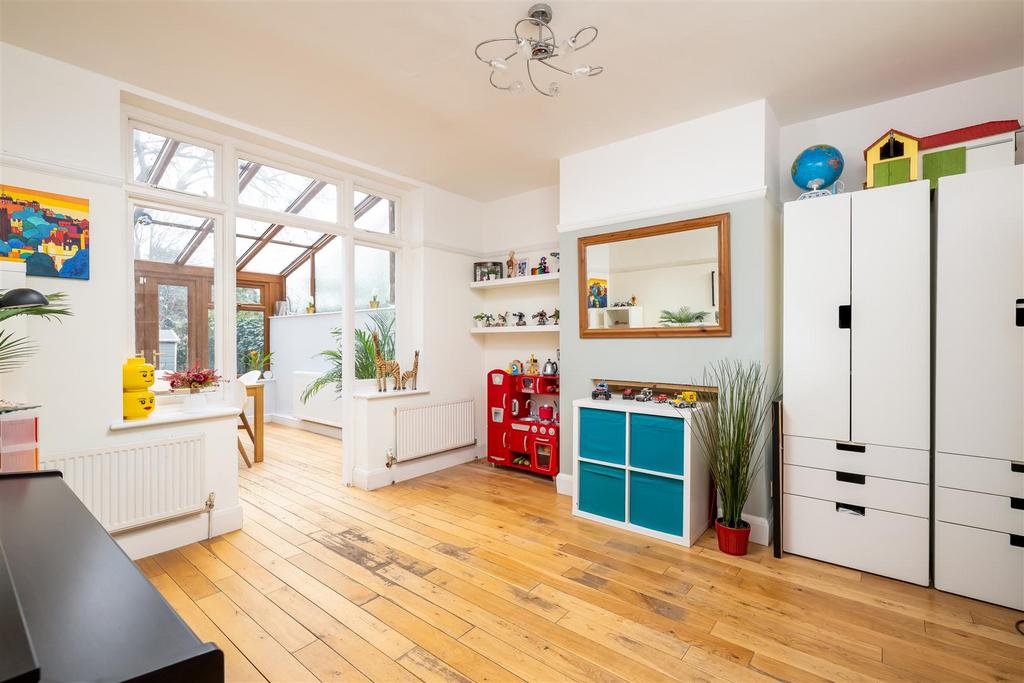 250214 - 50 Park Avenue, Bedford - 12.jpg