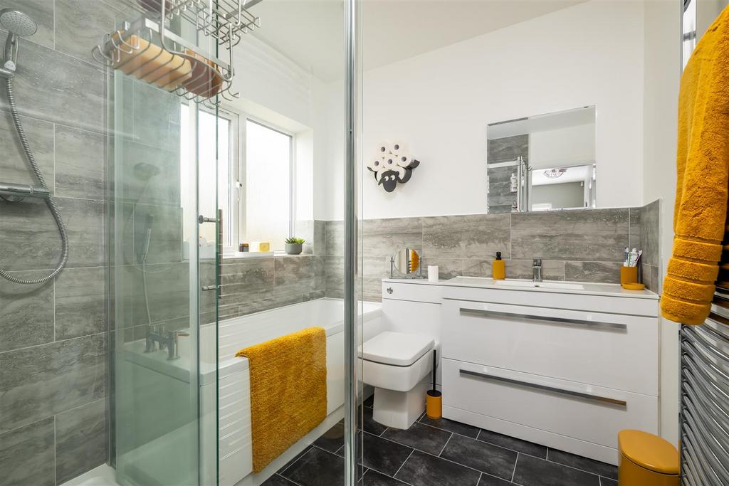 250214 - 50 Park Avenue, Bedford - 25.jpg