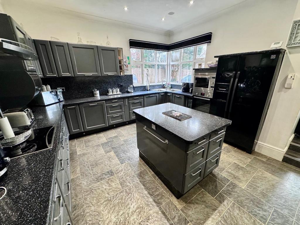Breakfast Kitchen
