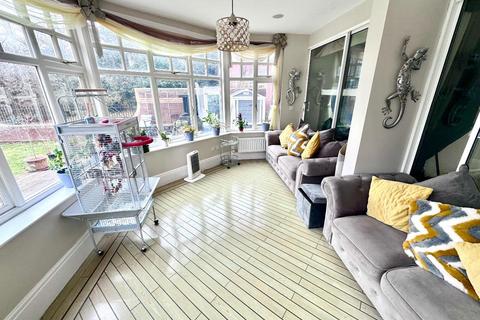 20 Abbey Road, Darlington, DL3 8LR