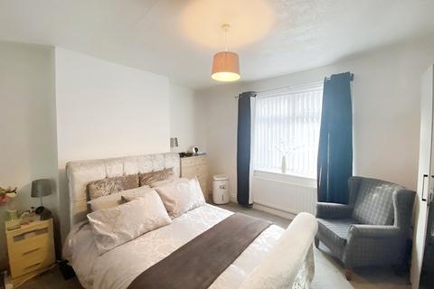 2 bedroom ground floor flat for sale, Taylor Street, South Shields, NE33