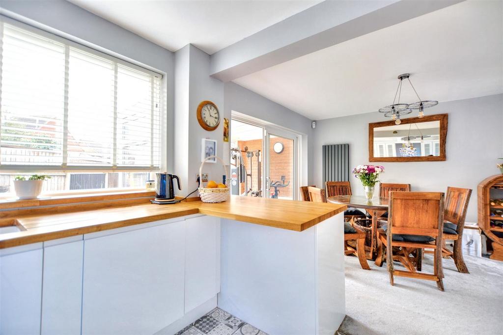 Breakfast Kitchen