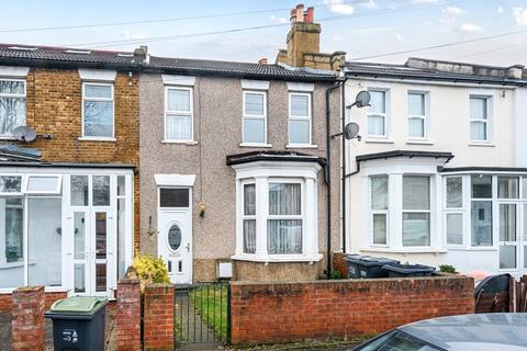 Bensham Grove, Thornton Heath, CR7