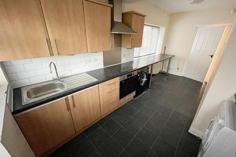 3 bedroom house to rent, Parkville Road, Didsbury, Manchester