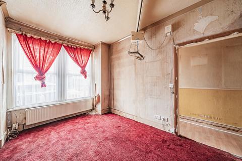 1 bedroom maisonette for sale, Inglemere Road, Mitcham CR4