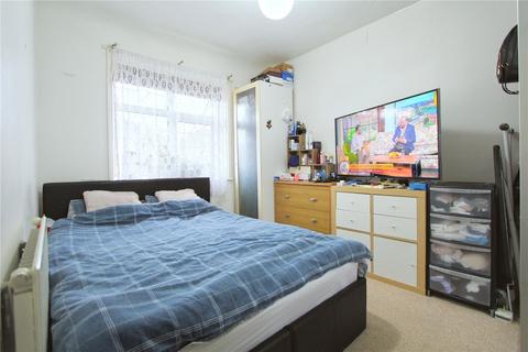46 Normanton Park, London, E4 6HF