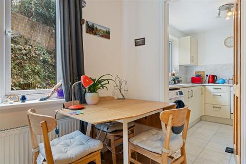 1 bedroom flat for sale, Lion Lane, Haslemere