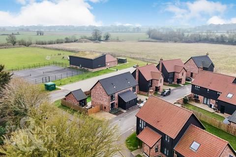 3 bedroom semi-detached house for sale, Muskett Road, Ashwellthorpe, Norwich