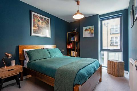 2 bedroom flat for sale, Harford Street, London E1