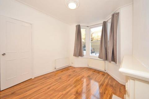 4 bedroom terraced house to rent, Everington Street, London, W6