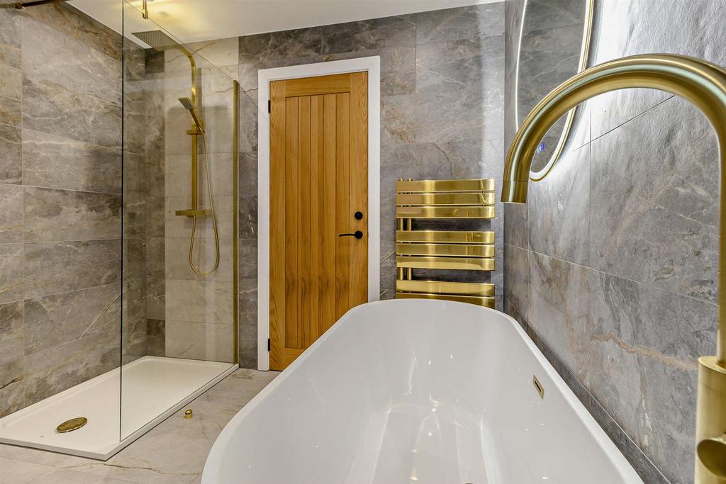 Family bathroom