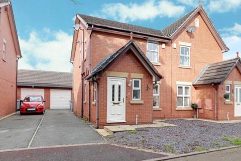 3 bedroom semi-detached house to rent, Park Mills Close, Nantwich CW5