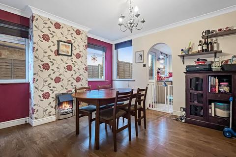 2 bedroom semi-detached house for sale, Cressing Road, Braintree, CM7