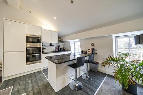 2 bedroom flat for sale, Grosvenor Terrace, Camberwell SE5