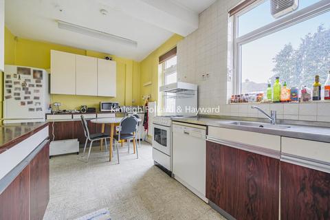 3 bedroom semi-detached house for sale, Cat Hill, Barnet