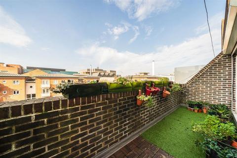 3 bedroom flat for sale, Lambeth Walk, London SE11