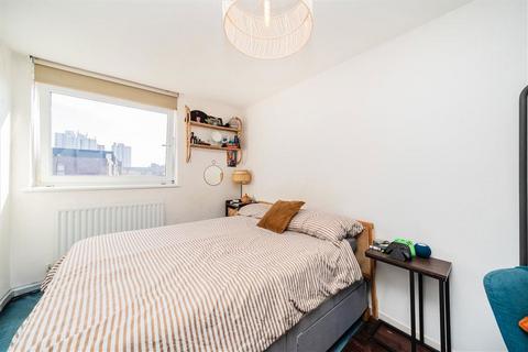 3 bedroom flat for sale, Lambeth Walk, London SE11