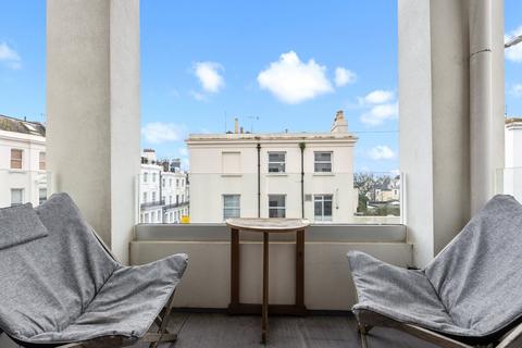 2 bedroom flat for sale, Norfolk Terrace, Brighton, East Sussex, BN1