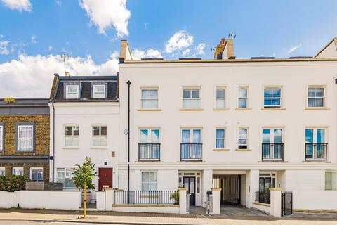 6 bedroom terraced house for sale, Chatham Road, London SW11