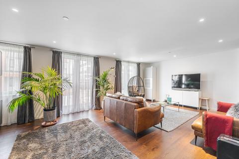 6 bedroom terraced house for sale, Chatham Road, London SW11