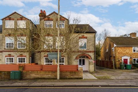 1 bedroom flat for sale, Aldenham Road, Bushey, Herts, WD23