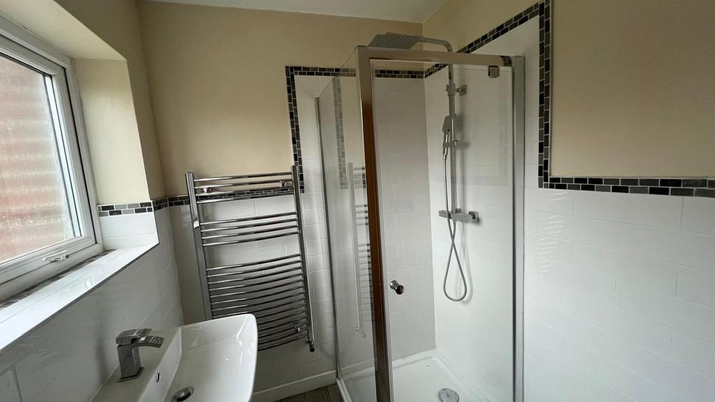 Shower Room (3).jpeg