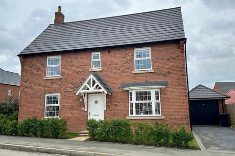 4 bedroom detached house for sale, Percival Way, Hugglescote, Coalville, LE67