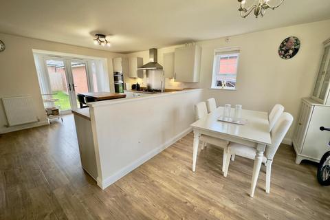 4 bedroom detached house for sale, Percival Way, Hugglescote, Coalville, LE67