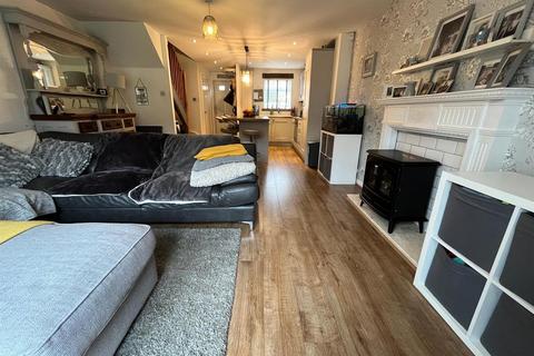 23 Alphingate Close, Stalybridge, SK15 3RL