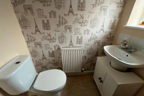 23 Alphingate Close, Stalybridge, SK15 3RL