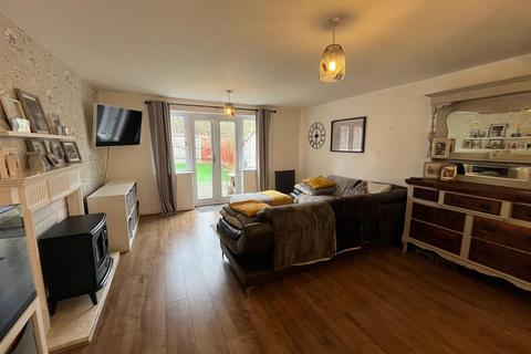 23 Alphingate Close, Stalybridge, SK15 3RL