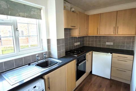 2 bedroom house to rent, Bramley Close, Pill, BRISTOL