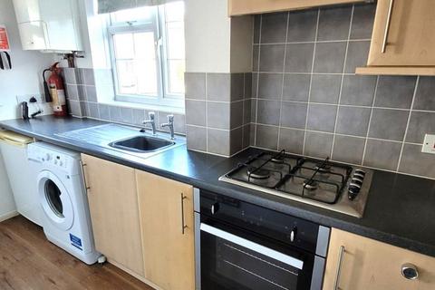 2 bedroom house to rent, Bramley Close, Pill, BRISTOL