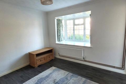 2 bedroom house to rent, Bramley Close, Pill, BRISTOL