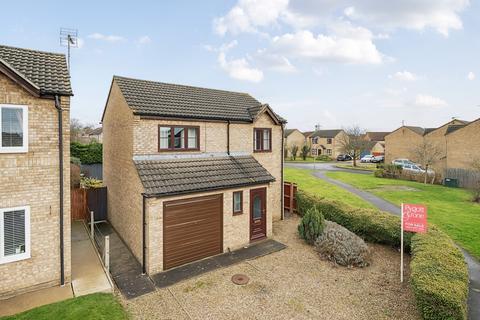 3 bedroom detached house for sale, Larch Way, Sleaford, Lincolnshire, NG34