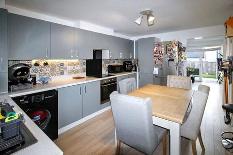 3 bedroom semi-detached house for sale, Chesterholm Avenue, The Rise, Newcastle upon Tyne, Tyne and Wear, NE15 6DG