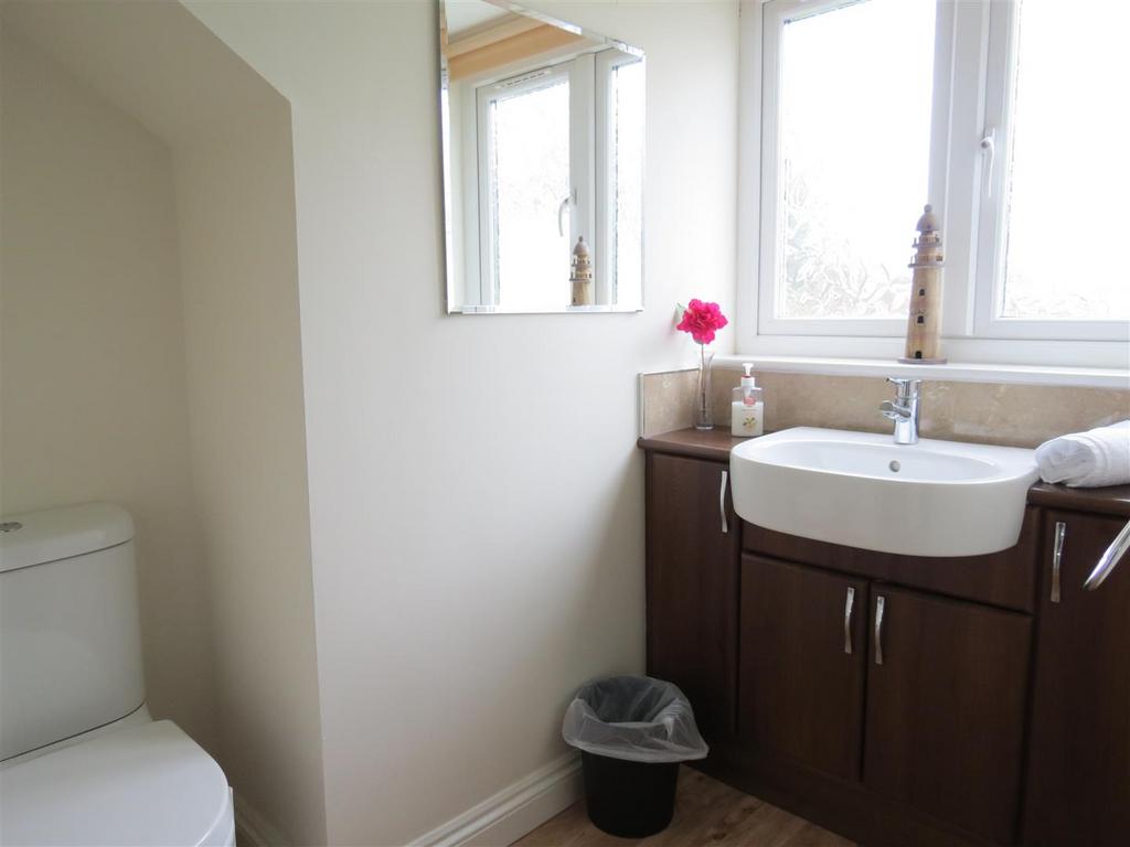En Suite: