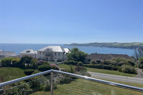 Sea Road, Carlyon Bay, St. Austell