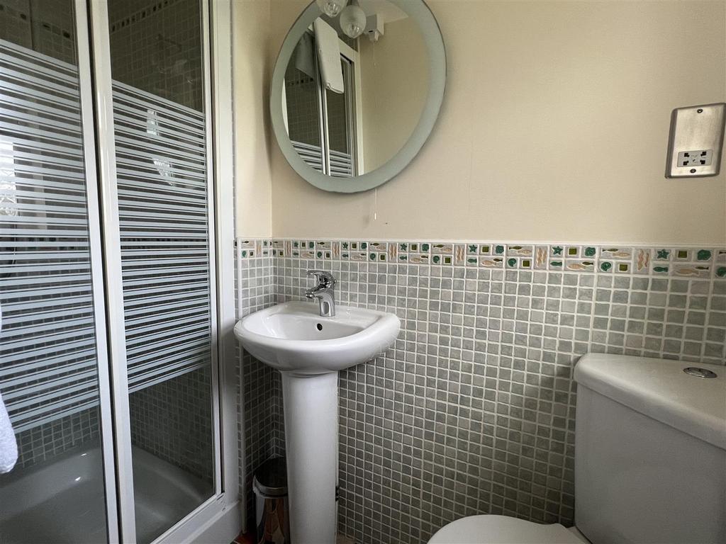 En Suite: