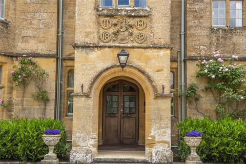 undefined, Thorne, Somerset, BA21
