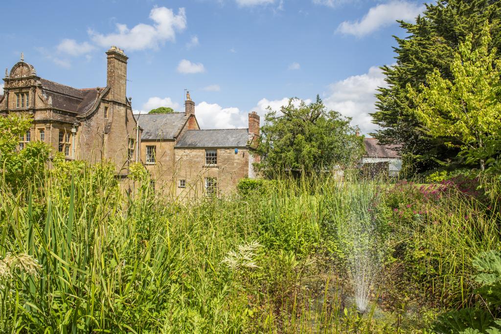 Thorne House
