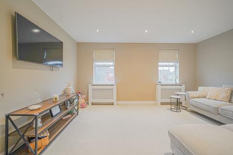 17 Boundary Lane, Shirley, Solihull, B90 1TX