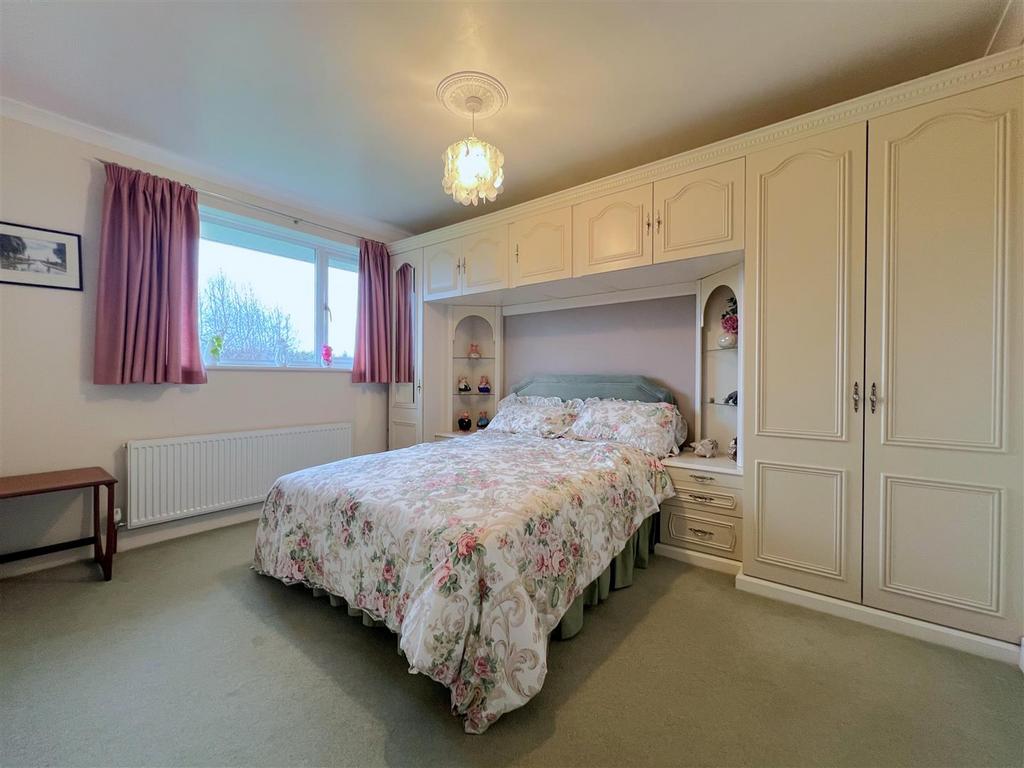Bedroom 2.1.jpg
