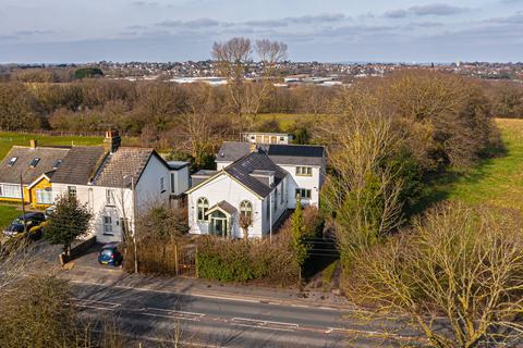 4 bedroom detached house for sale, Daws Heath Road, Benfleet, SS7