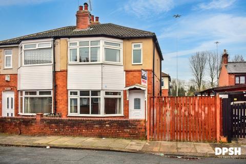 3 bedroom semi-detached house for sale, Longroyd Grove, Beeston